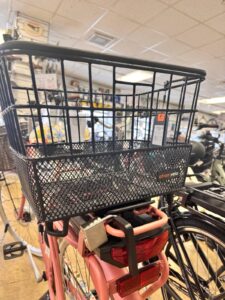 Elefantlås monterat samtidigt som en AVS-korg och andra tillbehör